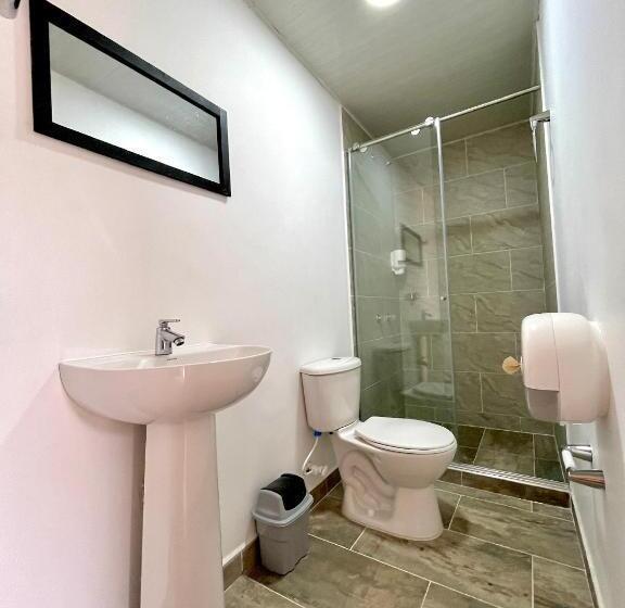 スタンダード4人部屋, Casona Hotel La Divisa