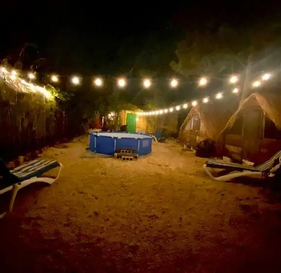 اتاق خانوادگی, Habitación Lahar