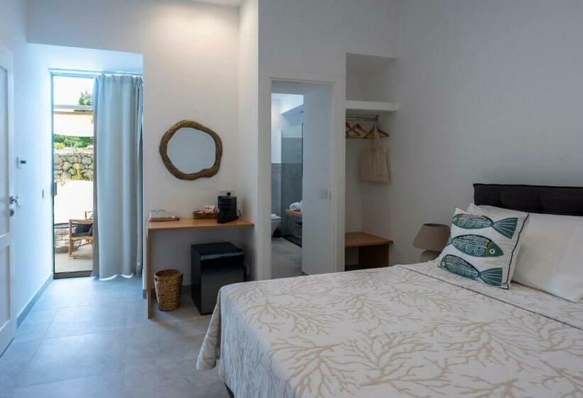 اتاق لوکس, Amamì B&b