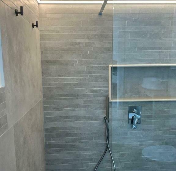 اتاق لوکس, Amamì B&b