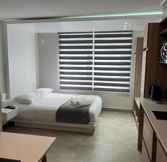 デラックススタジオ, Live Epicentro