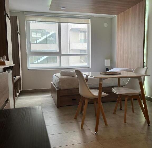 スタンダードスタジオ, Live Epicentro