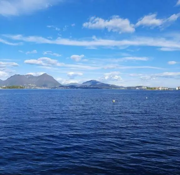Standard-huone, Affitta Stanza Da Paola Intra Lago Terzo Piano Senza Ascesore Lago