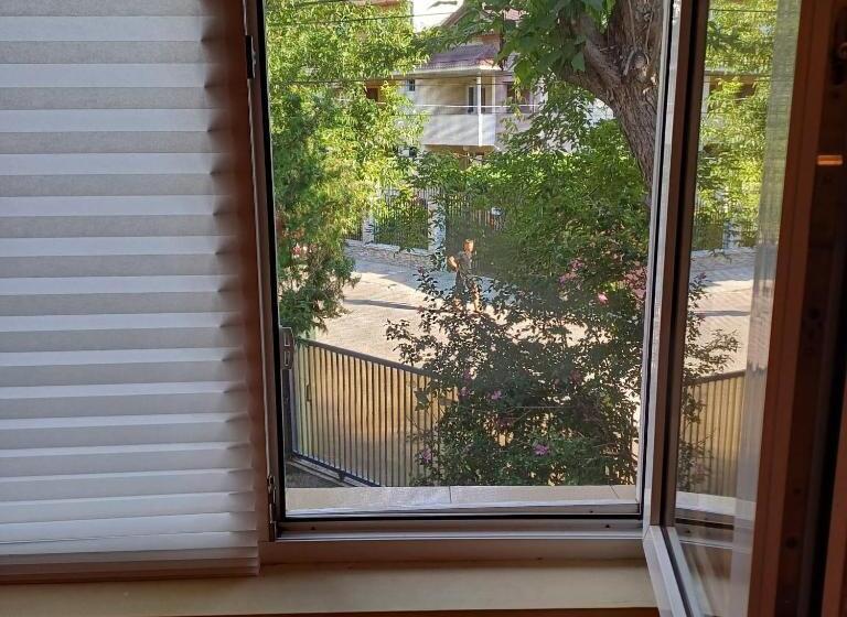 اتاق استاندارد سه نفره, Vila Maria Eca