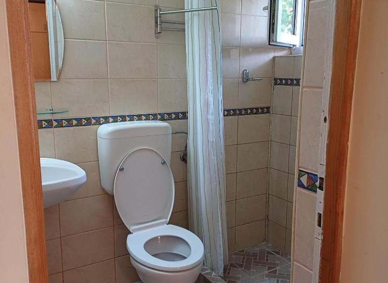 اتاق استاندارد سه نفره, Vila Maria Eca