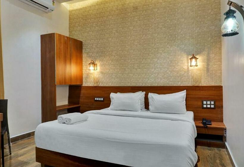 Deluxe Suite, Omkar Executive
