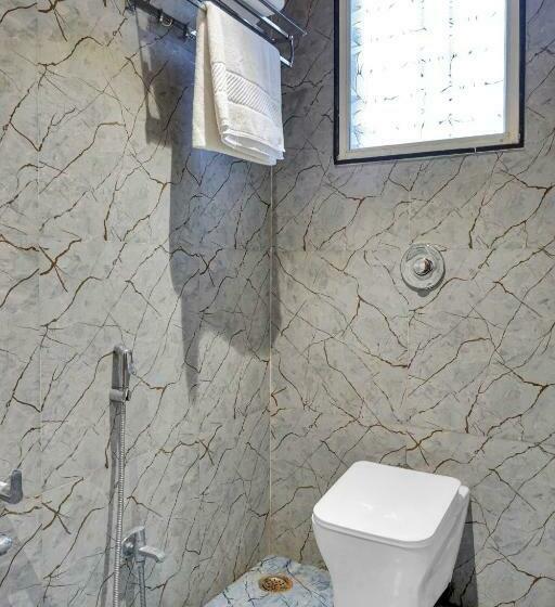 Deluxe Suite, Omkar Executive