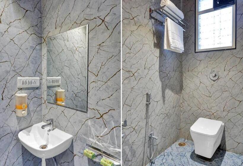 Deluxe Suite, Omkar Executive