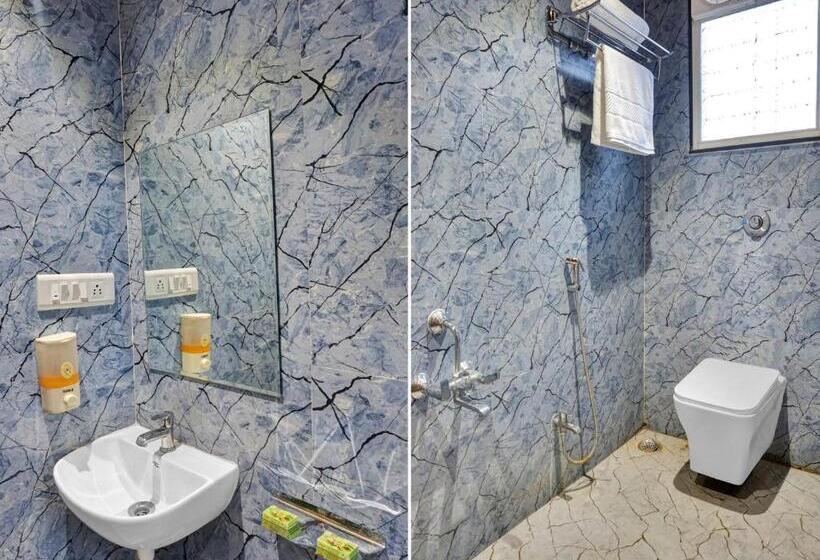 Deluxe Suite, Omkar Executive