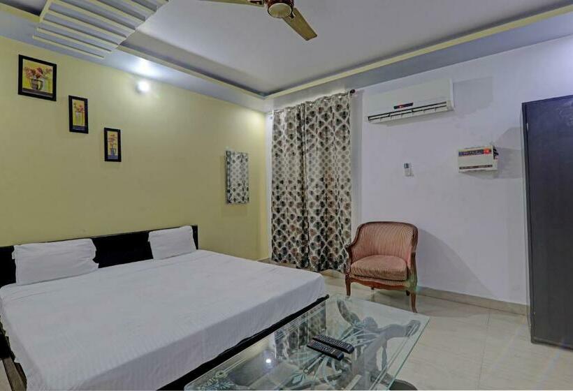 Трехместный Номер Классика, Oyo Flagship Sri Krishna Palace