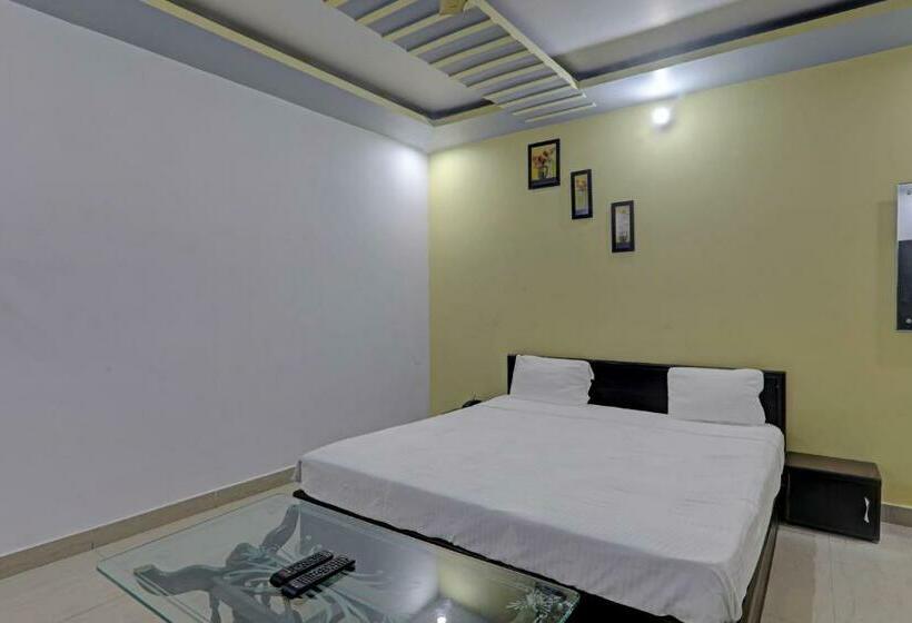 Трехместный Номер Классика, Oyo Flagship Sri Krishna Palace