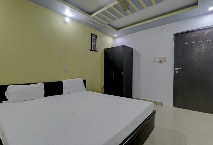 Трехместный Номер Классика, Oyo Flagship Sri Krishna Palace