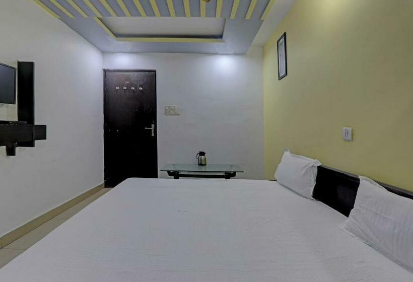 Трехместный Номер Классика, Oyo Flagship Sri Krishna Palace