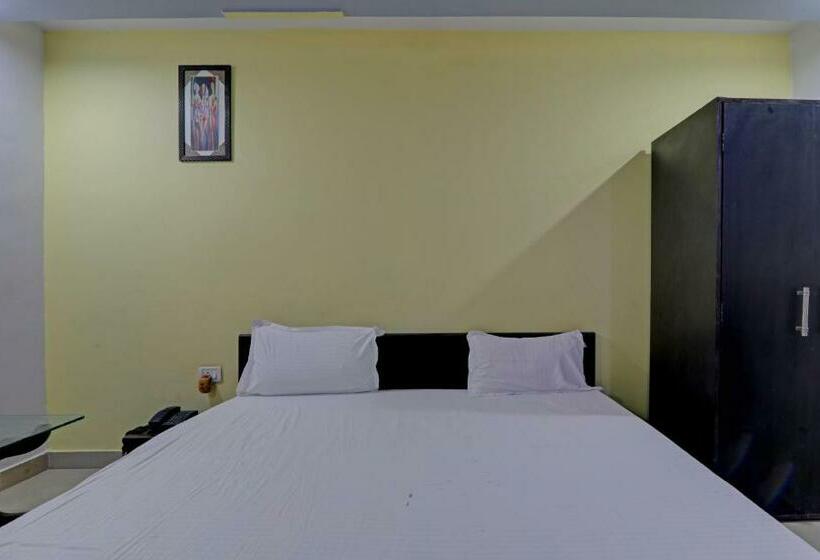 Трехместный Номер Классика, Oyo Flagship Sri Krishna Palace