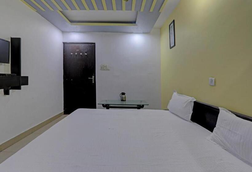 Трехместный Номер Классика, Oyo Flagship Sri Krishna Palace