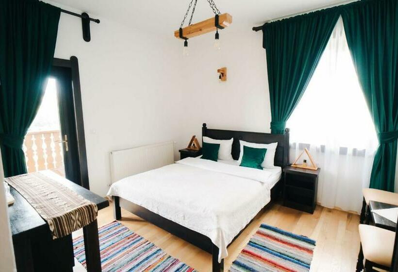 스탠다드 룸, Pensiunea Tara Codrului