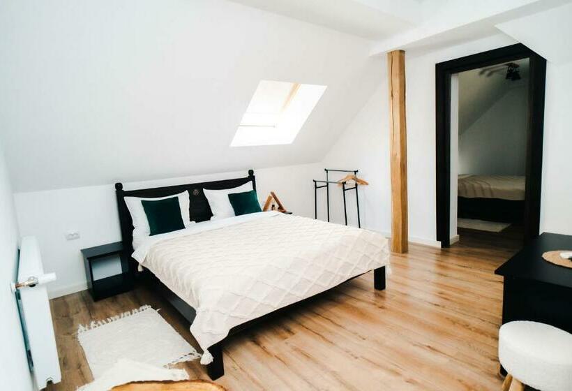 2ベッドルームアパートメント, Pensiunea Tara Codrului