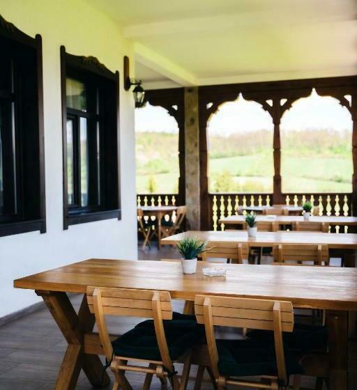 בית, חדר שינה 1, Pensiunea Tara Codrului