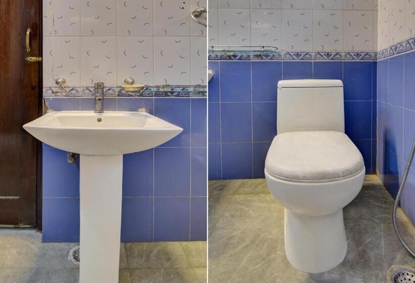 غرفة كلاسيكية ثلاثية, Collection O Paradise Oak Tree