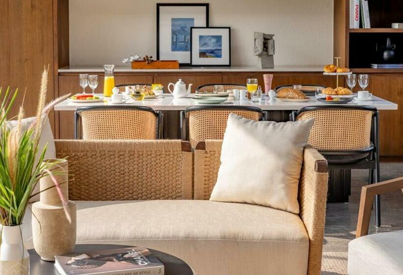 Standard Szoba, Mysa Zinc Journey By The Fern, Nani Devati