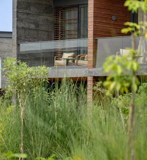 Habitació Estàndard Vista Golf, Mysa Zinc Journey By The Fern, Nani Devati