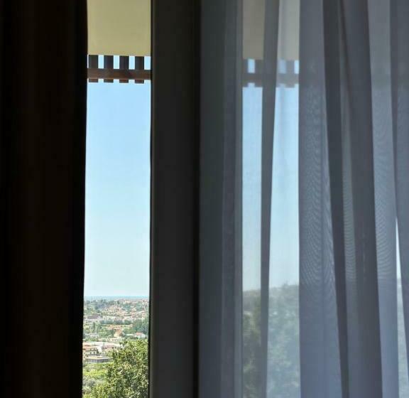 غرفة ديلوكس ذات إطلالة, Restaurant Natyra E Qetë