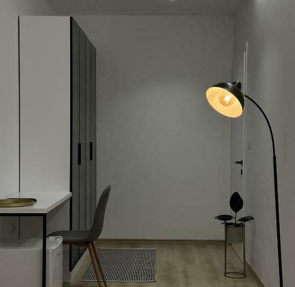 جناح مزوَّد بشرفة, Restaurant Natyra E Qetë