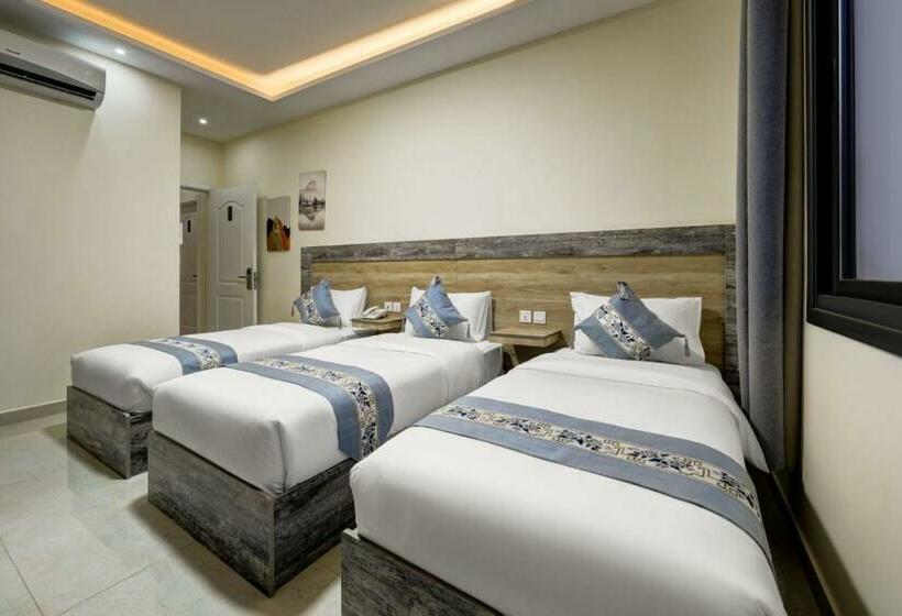 اتاق استاندارد سه نفره, Three Palms Suites