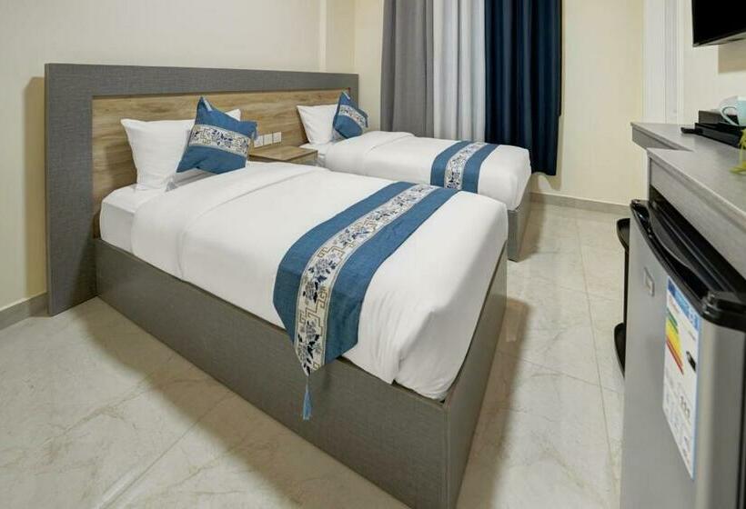 اتاق استاندارد, Three Palms Suites