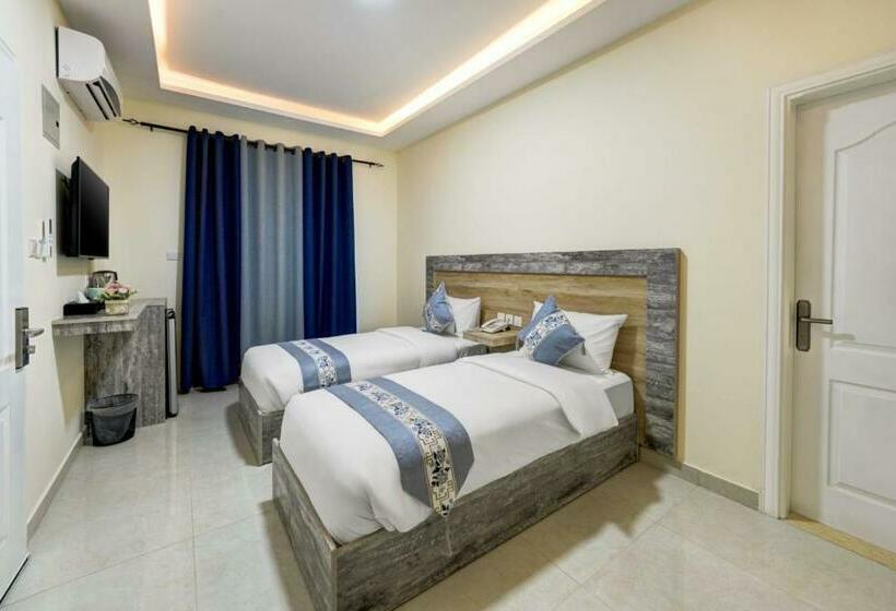 اتاق استاندارد, Three Palms Suites