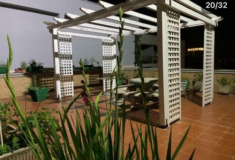 四人豪华间, Albjona Guesthouse