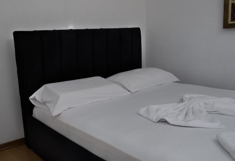 四人豪华间, Albjona Guesthouse