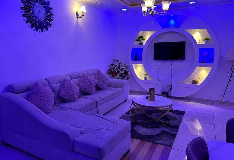 آپارتمان 1 خوابه با چشم‌انداز استخر, Deluxe Mansion