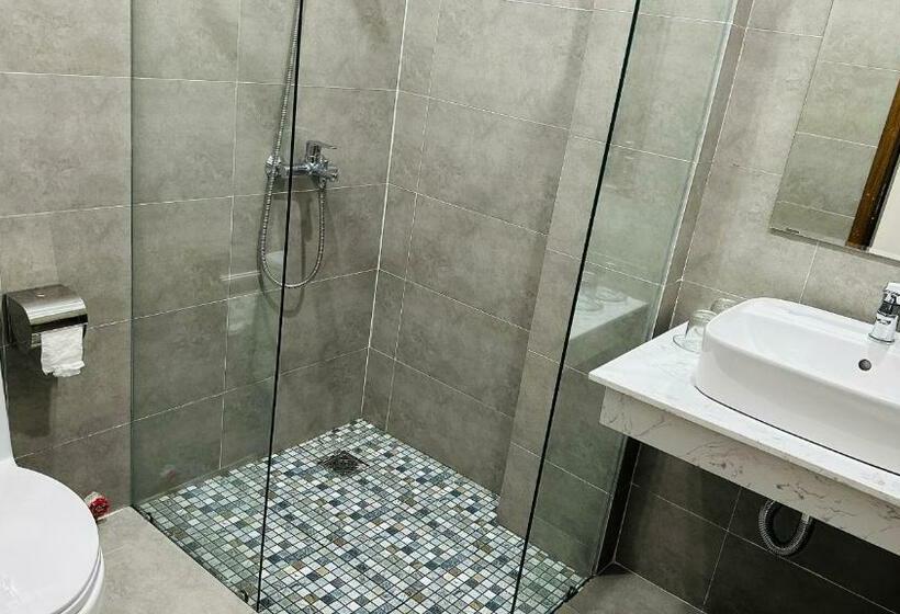 Стандартный Номер Кровать Кинг, Na Hostel Hue