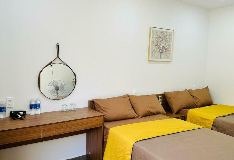 Номер Deluxe, Na Hostel Hue