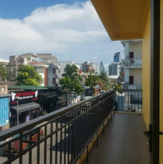 Номер Deluxe, Na Hostel Hue