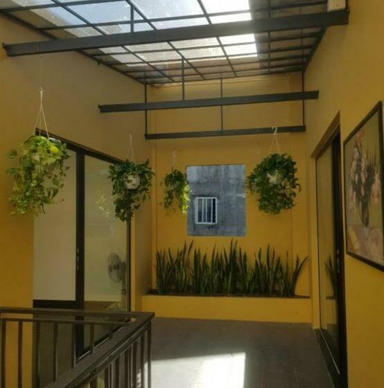 Номер Deluxe, Na Hostel Hue