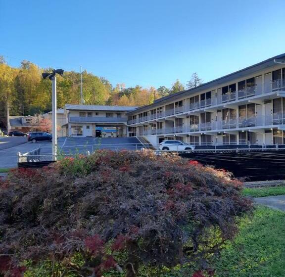 Шале 1 Спальня, Timber Ridge Lodge Gatlinburg