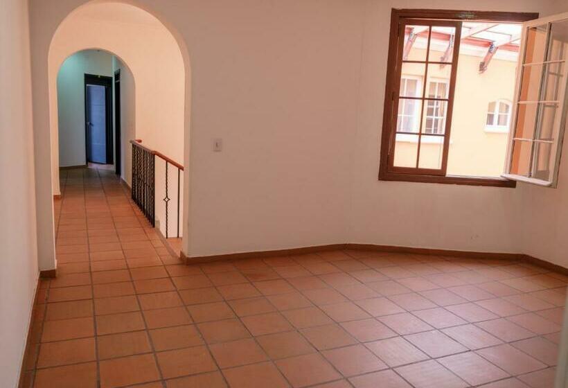 标准三人间, Artistico