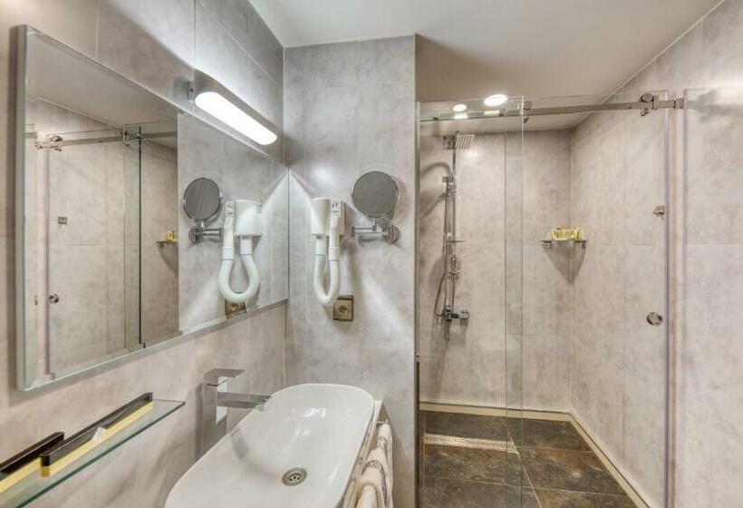 이그제큐티브 스위트, Expocore