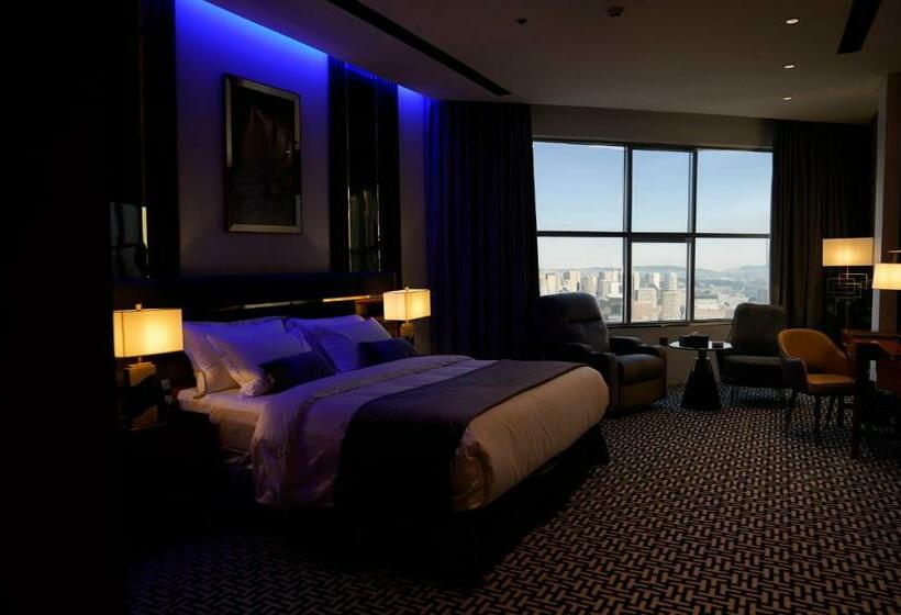 חדר דחוקס עם מיטת קינג, Stwin