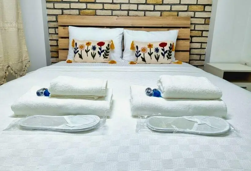 庭の見える１ベッドルームアパートメント, Paradise İmroz Butik Otel