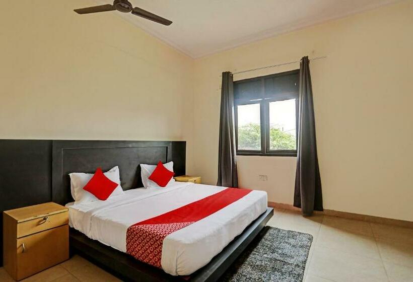 Трехместный Номер Классика, Oyo Flagship Hotel Jagdambey Residency