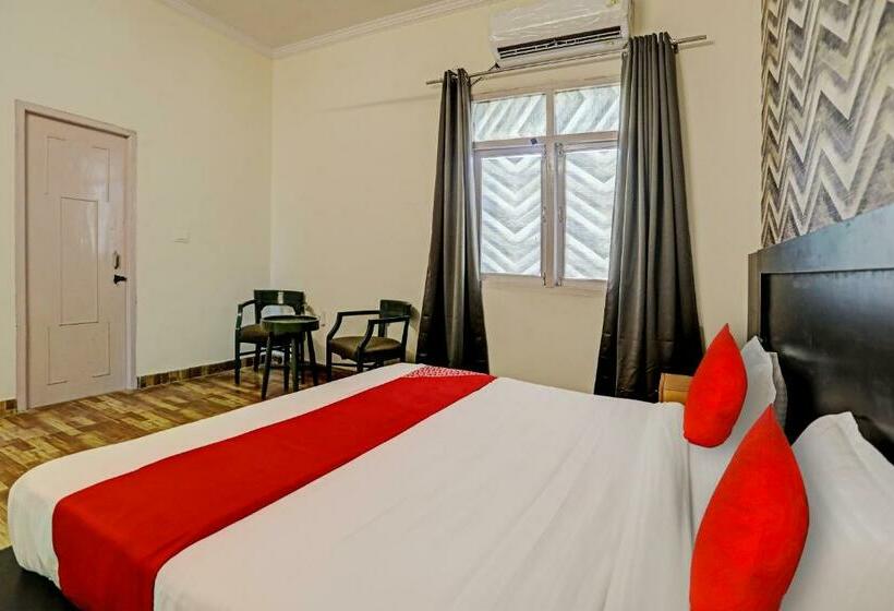 トリプルクラシックルーム, Oyo Flagship Hotel Jagdambey Residency