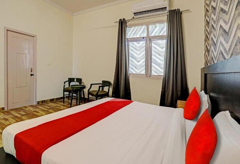 トリプルクラシックルーム, Oyo Flagship Hotel Jagdambey Residency