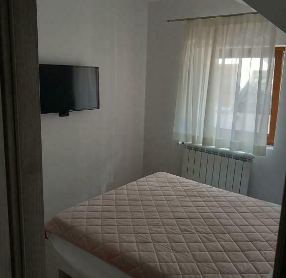 标准间, Casa Roman