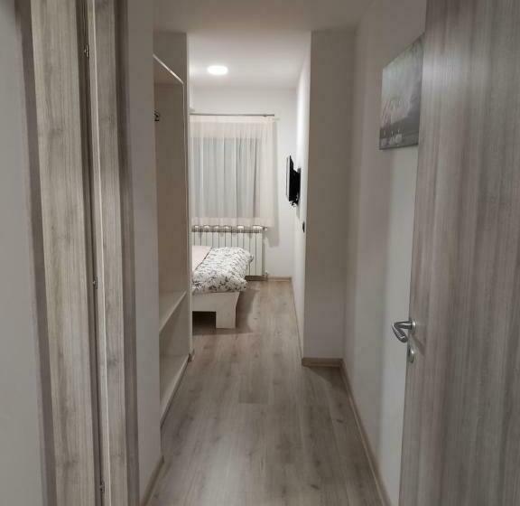 标准间, Casa Roman