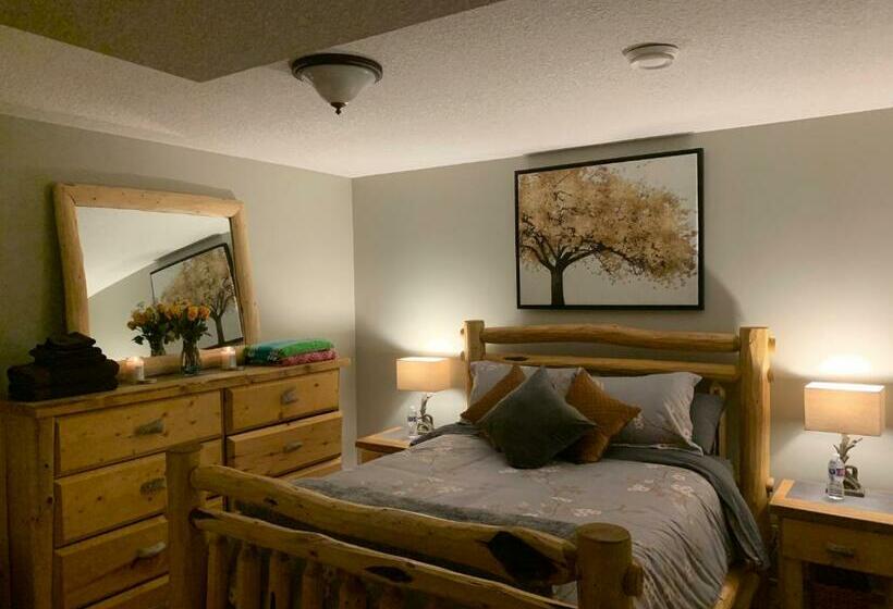 إستوديو ديلوكس, Dragonfly Inn Walkout Suites