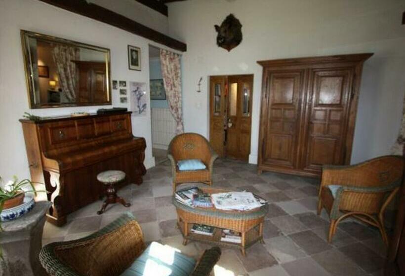 غرفة قياسية, Maison De Caractère Avec Tennis, Cheminée Et Recharge électrique   Aydoilles, Près D épinal   Fr 1 5