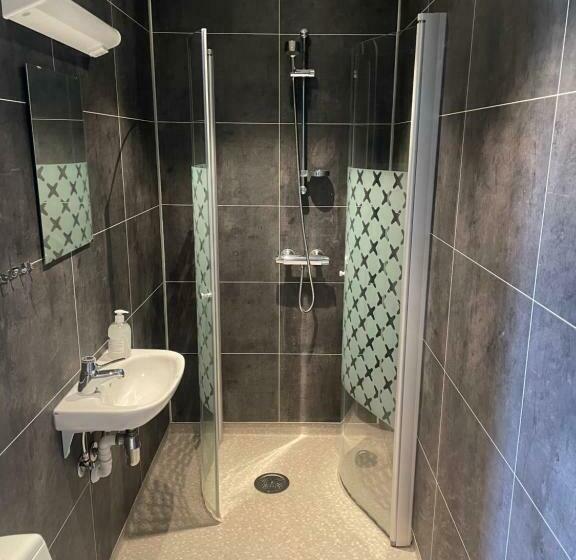 Номер Стандарт, Harran Gjestehus